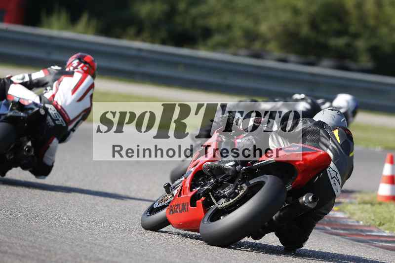 /44 09.08.2025 Plüss Moto Sport ADR/Freies Fahren/70